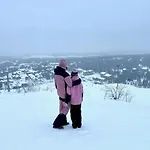 Sointuilevi R69 Moderni Levin Keskustan Tuntumassa Levi