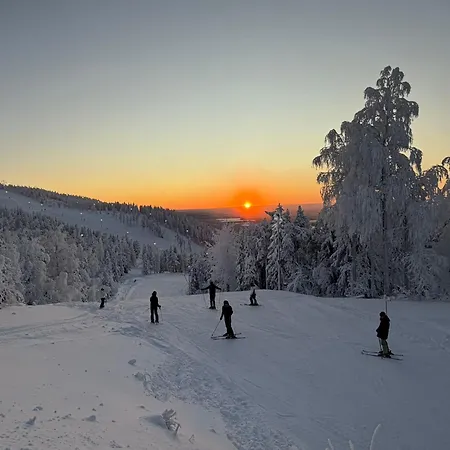 아파트 Sointuilevi R69 Moderni Levin Keskustan Tuntumassa 레비