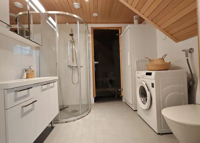 아파트 Sointuilevi R69 Moderni Levin Keskustan Tuntumassa 레비